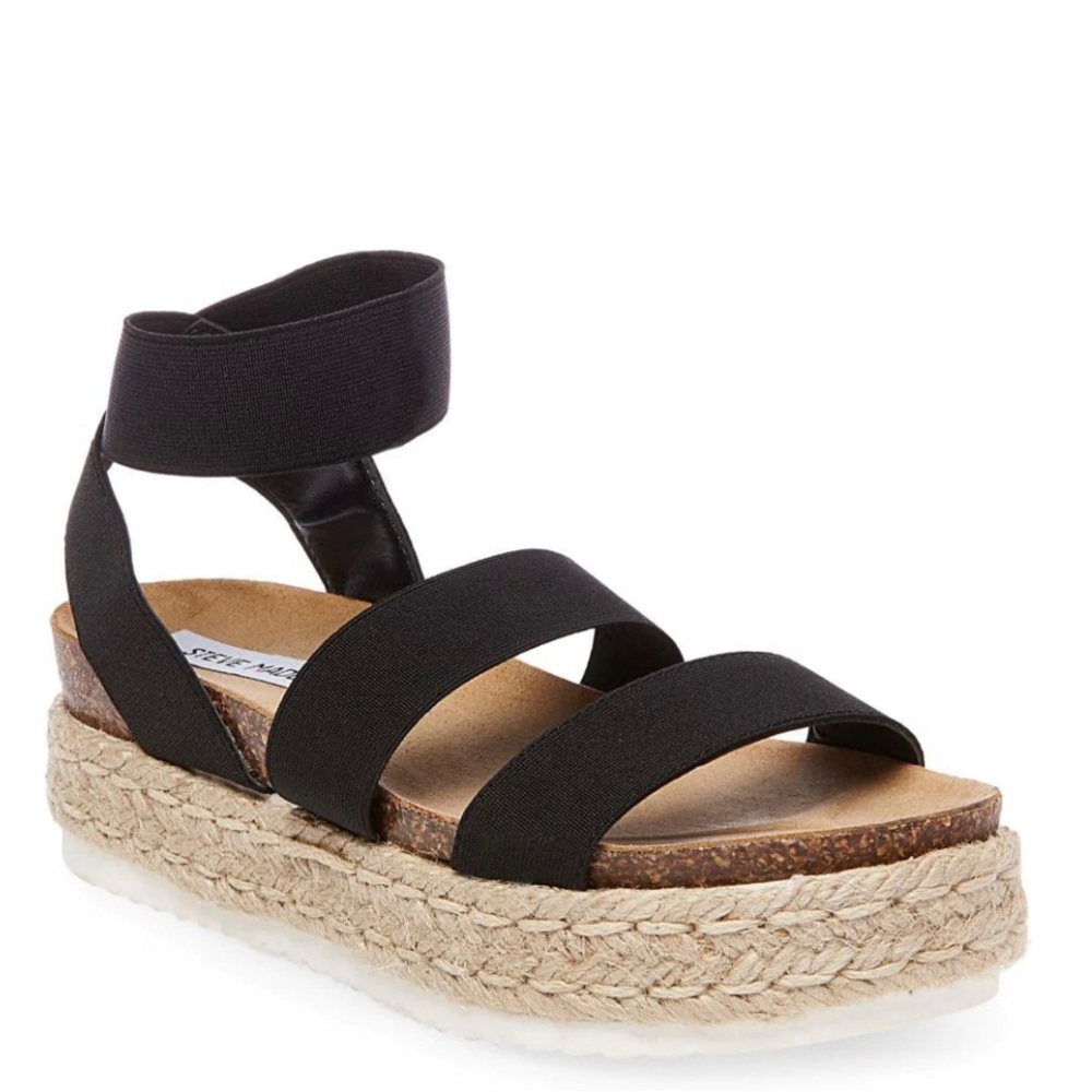 Brand new🤍 “Kimmie” Steve Madden wedge sandals, Black Size 9!